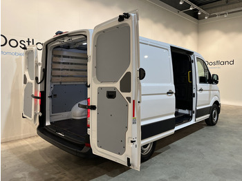 Small van Volkswagen Crafter 30 2.0 TDI L3H2 140 PK Automaat / Euro 6 / Airco / Cruise Control / Camera / CarPlay / 3-Zits / 18.500 KM !!: picture 4