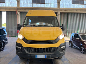 School bus Iveco Daily: picture 2