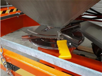 Sand/ Salt spreader for Municipal/ Special vehicle - - - 1000l: picture 4 Sand/ Salt spreader for Municipal/ Special vehicle - - - 1000l: picture 4