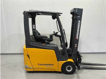 Electric forklift JUNGHEINRICH EFG