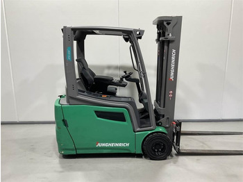 Electric forklift JUNGHEINRICH EFG