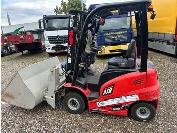 Electric forklift