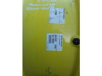 Rim for Agricultural machinery 12X28 Used John Deere Rim: picture 3