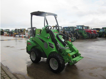 New Compact loader AVANT 423: picture 5