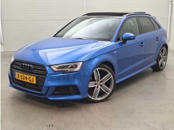 Hatchback AUDI