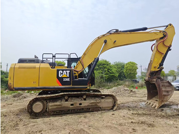 Crawler excavator