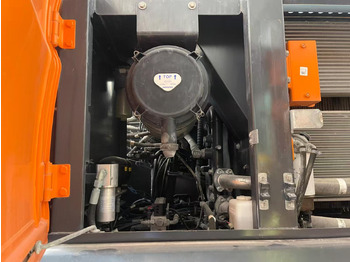 Wheel excavator DOOSAN DX210