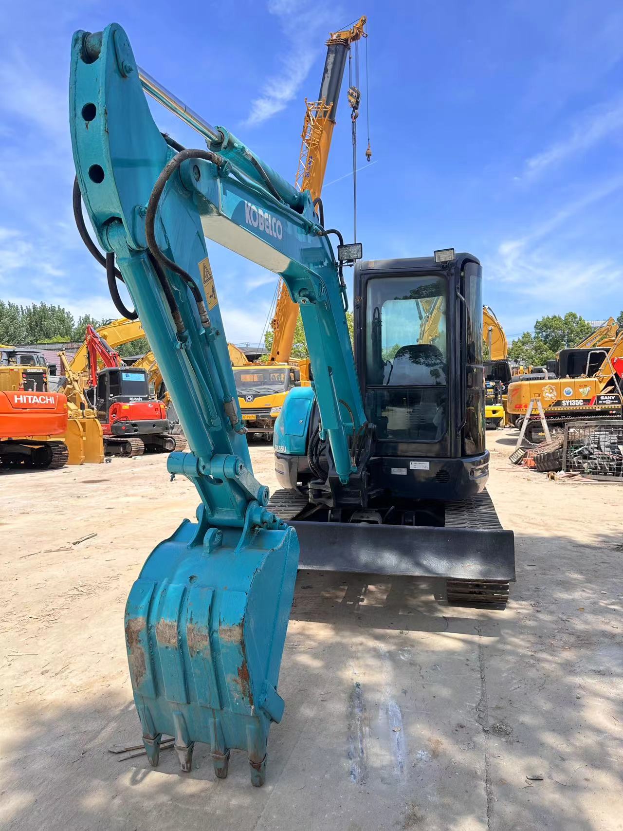 Mini excavator KOBELCO SK55: picture 4