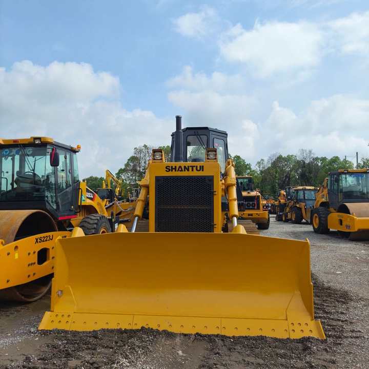 Bulldozer SHANTUI SD22: picture 2 Bulldozer SHANTUI SD22: picture 2