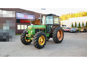Farm tractor JOHN DEERE 2040