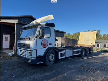 Container transporter/ Swap body truck VOLVO FM