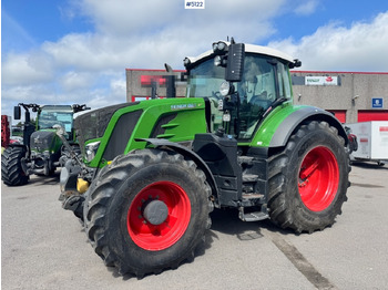 Farm tractor FENDT 828 Vario