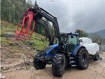 Farm tractor VALTRA