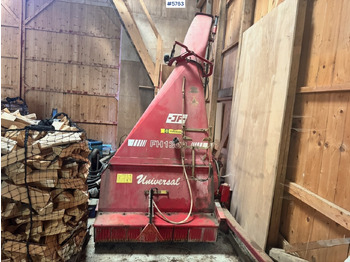 Hay and forage equipment