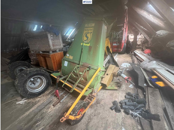 Hay and forage equipment