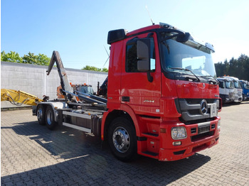 Hook lift truck MERCEDES-BENZ Actros 2544