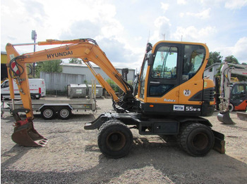 Wheel excavator HYUNDAI
