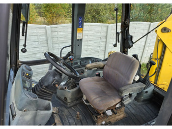 Backhoe loader New Holland: picture 3