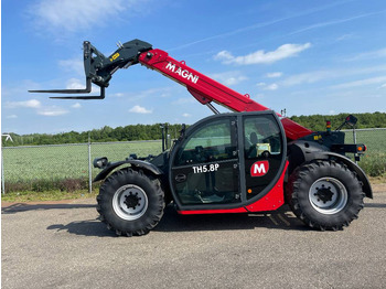Telescopic handler MAGNI