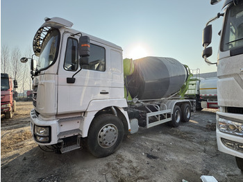 New Concrete mixer truck SHACMAN: picture 2