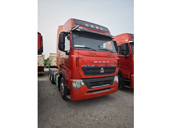 Tractor unit HOWO: picture 3