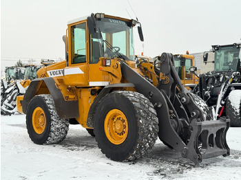 Wheel loader VOLVO L90