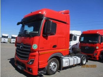 Tractor unit MERCEDES-BENZ Actros 1845