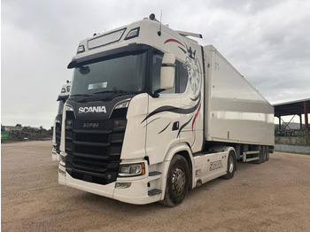 Tractor unit Scania S580: picture 2
