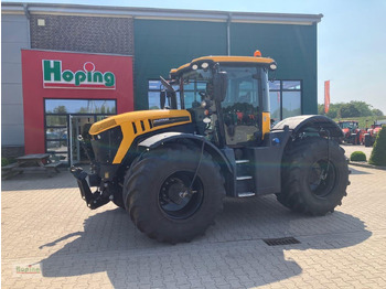 Farm tractor JCB Fastrac 4220