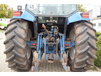 Farm tractor New Holland 8340: picture 4