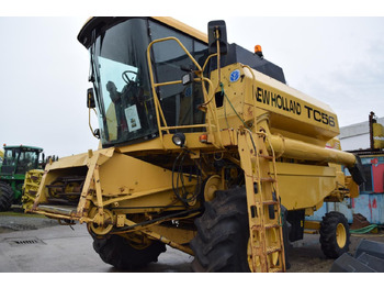 Combine harvester NEW HOLLAND TC series
