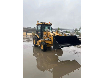Backhoe loader Caterpillar 420F: picture 4
