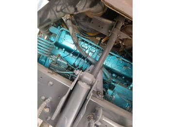 Dropside/ Flatbed truck Howo ZZ3257N3647D1: picture 3