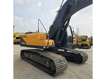 Crawler excavator HYUNDAI