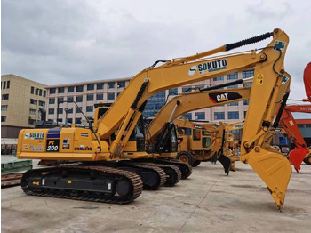 Crawler excavator Komatsu PC200-8: picture 2