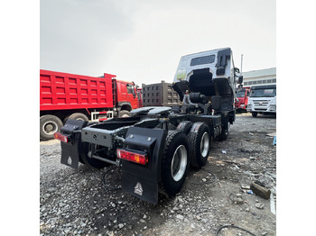 Tractor unit SINOTRUK Howo tractor head: picture 2