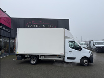 Box van RENAULT Master 2.3