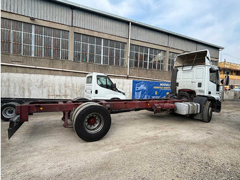 Cab chassis truck Eurocargo 180e28: picture 4