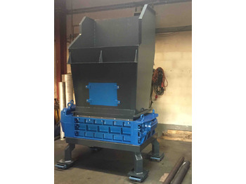 Industrial waste shredder