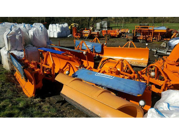 Snow plough UNIMOG