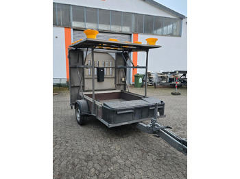 Trailer Nissen LED Absperrtafel FAT Verkehrsleittafel Verkehrssicherungsanhänger Verkehrsleitanhänger Sperrwand: picture 2