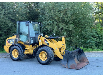 Wheel loader CATERPILLAR 908H
