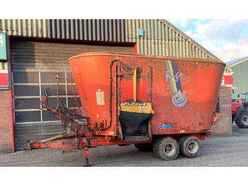 Forage mixer wagon Peecon VME 200 Voermengwagen Voermachines: picture 3