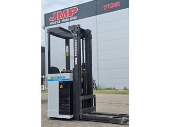Reach truck UNICARRIERS
