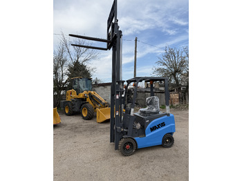 Electric forklift