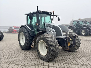 Farm tractor Valtra N141 hitech, Fronthef, Frontpto: picture 2