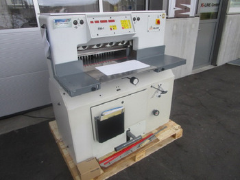 Paper cutting machine