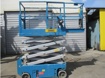 Scissor lift GENIE