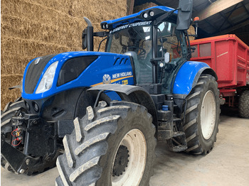Farm tractor NEW HOLLAND T7