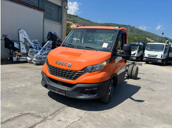 Flatbed van IVECO Daily